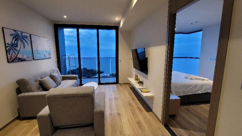 Andromeda Condo By Feng Pattaya Phòng bức ảnh
