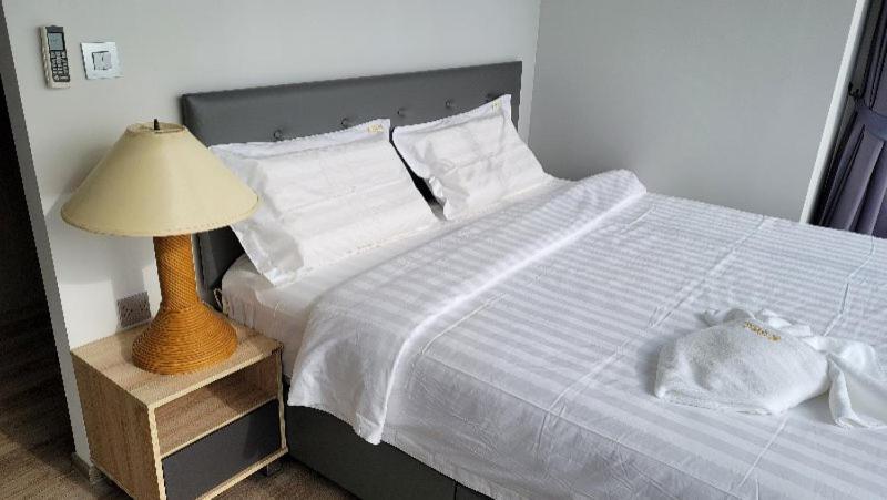 Andromeda Condo By Feng Pattaya Phòng bức ảnh
